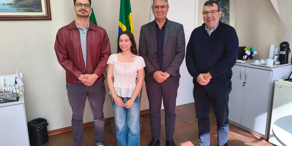 O presidente da Câmara Municipal de Ponta Grossa (CMPG) recebeu os alunos do curso de Medicina da UEPG.