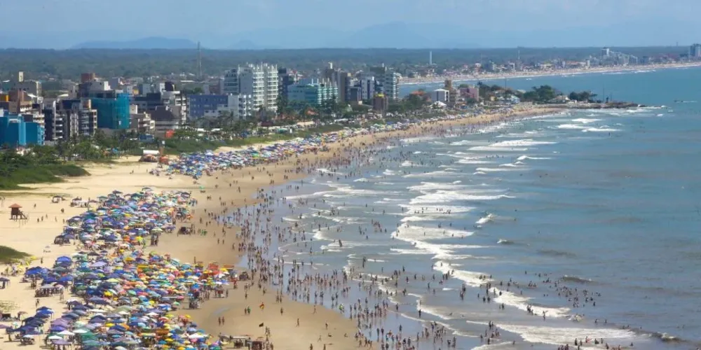 Praia de Matinhos, no Litoral do Paraná
