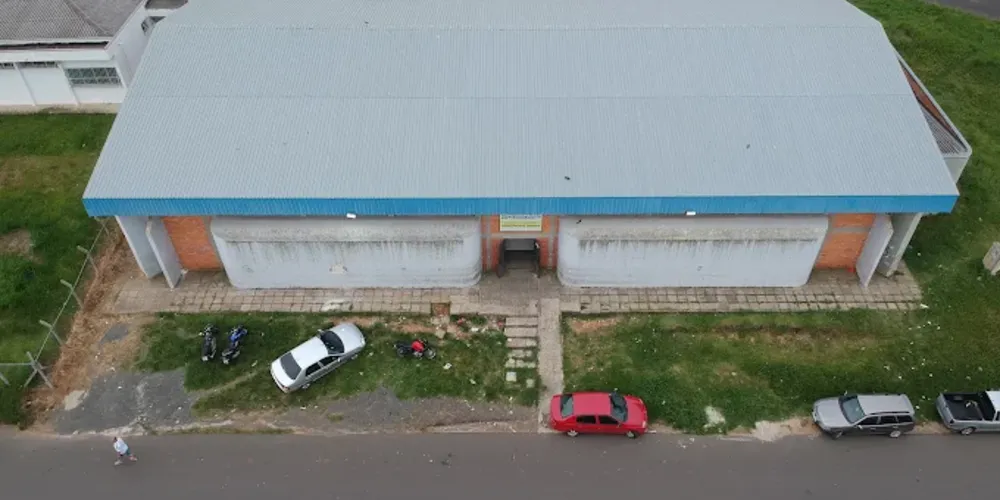 Imagem aérea do ginásio em Ponta Grossa