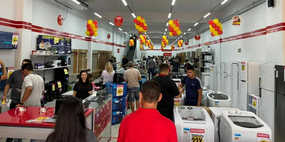 Lojas passam a abrir em horário estendido até o Natal