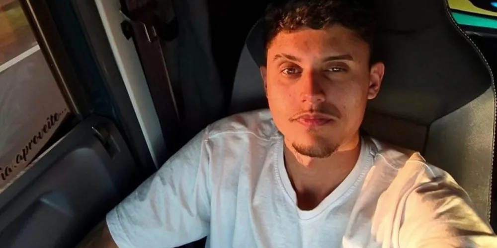 O catarinense Alisther Hubl do Rosário, de 22 anos, morto em engavetamento na BR-376