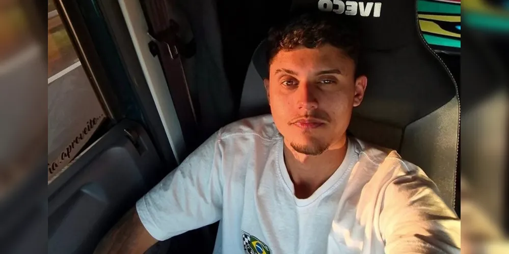 O catarinense Alisther Hubl do Rosário, de 22 anos, morto em engavetamento na BR-376