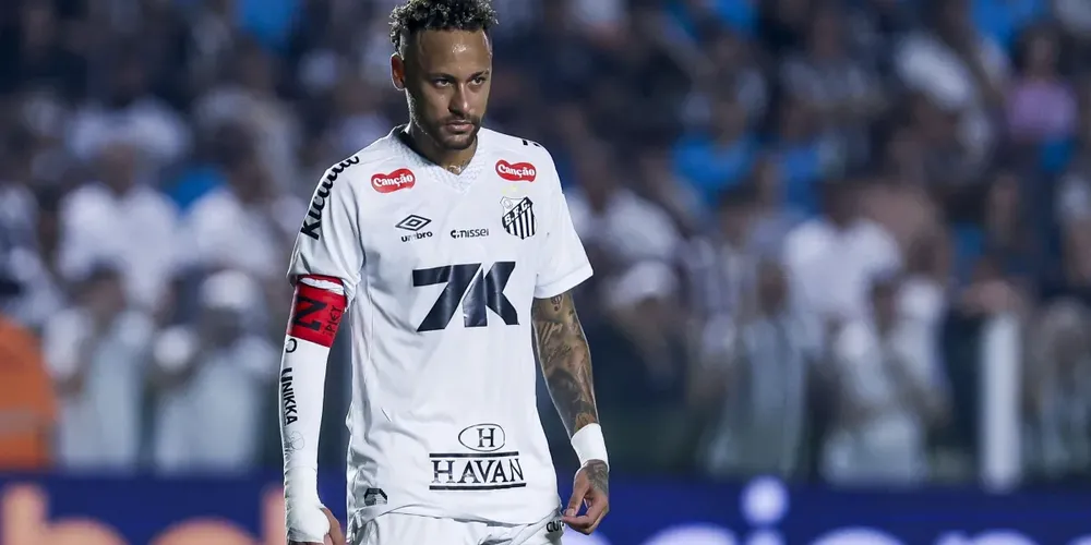 Neymar Jr. jogando pelo Santos