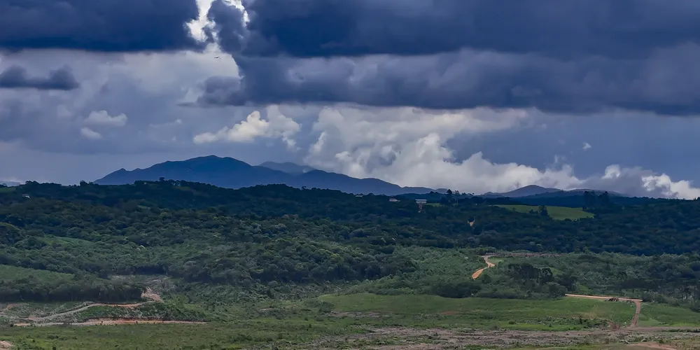 Ciclone extratropical não atinge o Paraná, mas trará chuva neste fim de semana, prevê Simepar