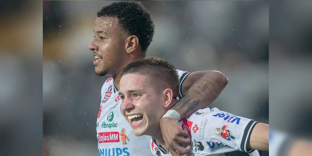 Matheus Galdino e Dudu Mosconi comemoraram a vitória