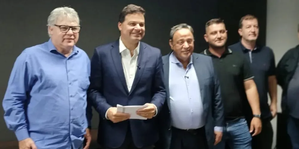 Altamir Sanson, Sandro Alex e Hussein Bakri estiveram reunidos
