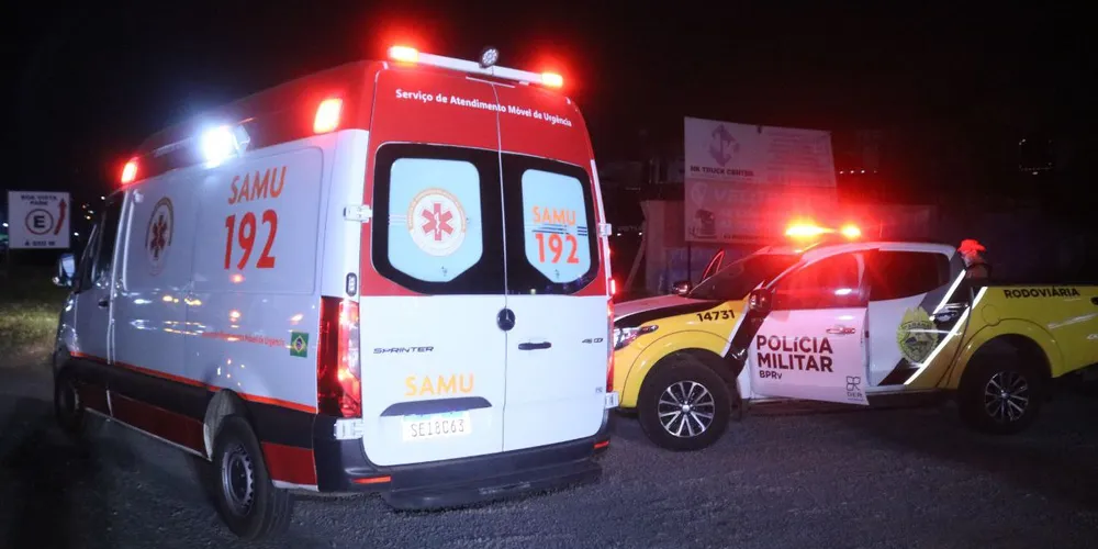 Equipes do Samu e da PM estiveram no local da ocorrência