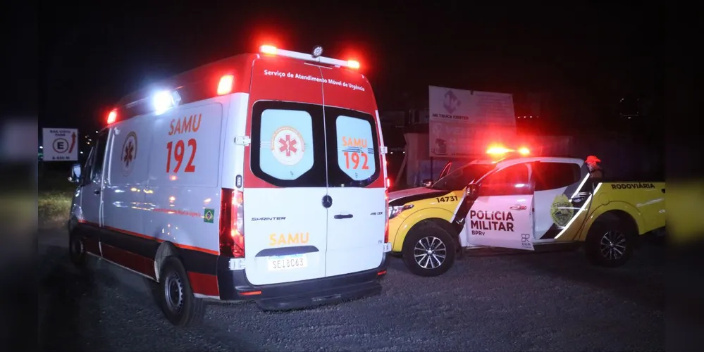 Equipes do Samu e da PM estiveram no local da ocorrência