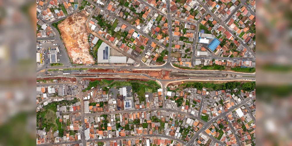 Imagem aérea das obras da Trincheira da Vila Ozório