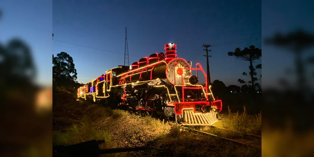 Maria Fumaça Iluminada passou pelos bairros Periquitos e Uvaranas, em Ponta Grossa