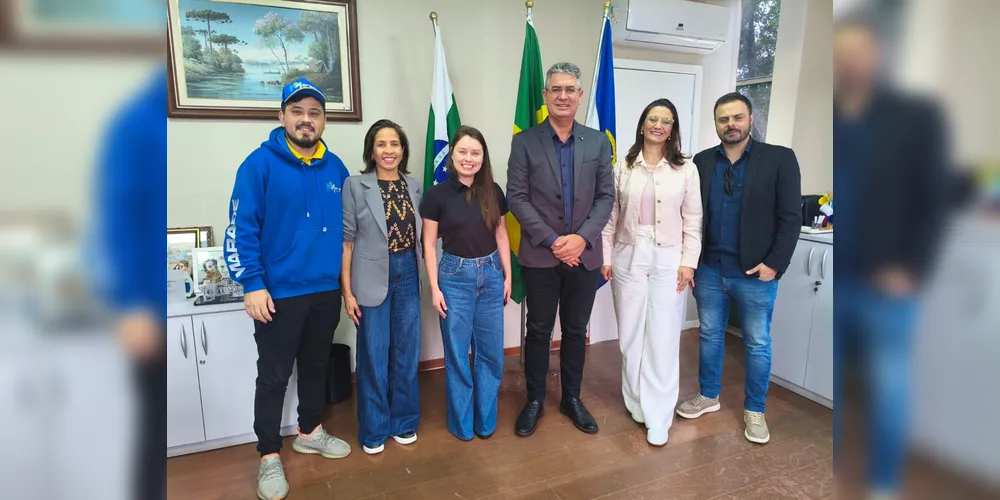 O encontro aconteceu nesta segunda-feira (10)