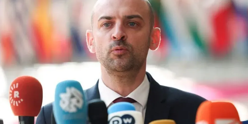 Jean-Noël Barrot disse que a operação que levou à captura de Maduro viola o princípio de não recorrer ao uso da força