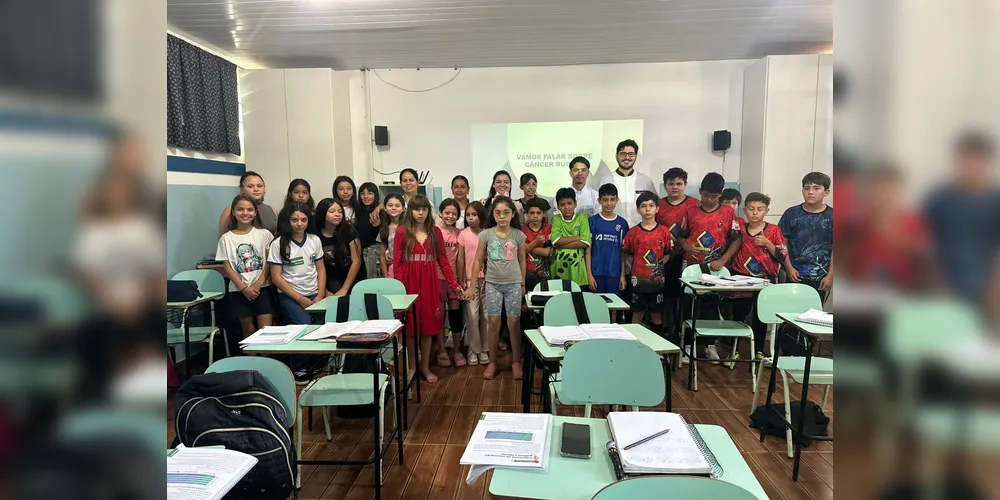 Equipes estiveram em escolas do município