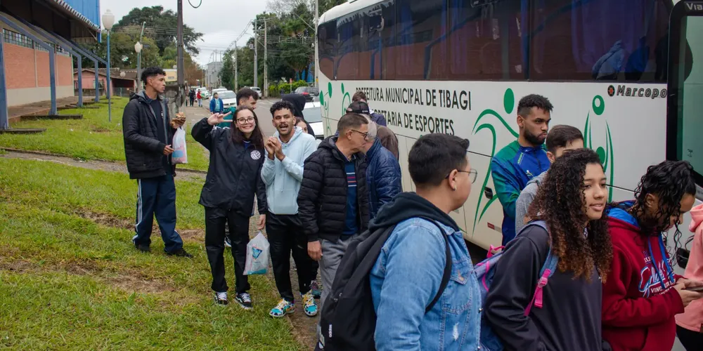 Os interessados em utilizar o transporte devem enviar uma mensagem com nome completo e colégio de origem