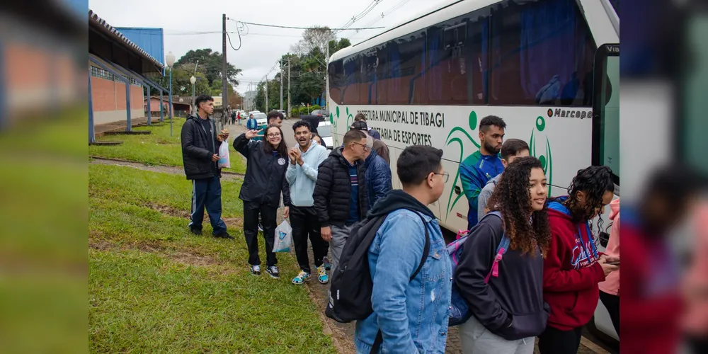 Os interessados em utilizar o transporte devem enviar uma mensagem com nome completo e colégio de origem