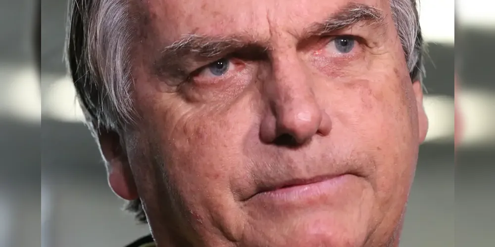 Jair Bolsonaro foi condenado a 27 anos e três meses de prisão