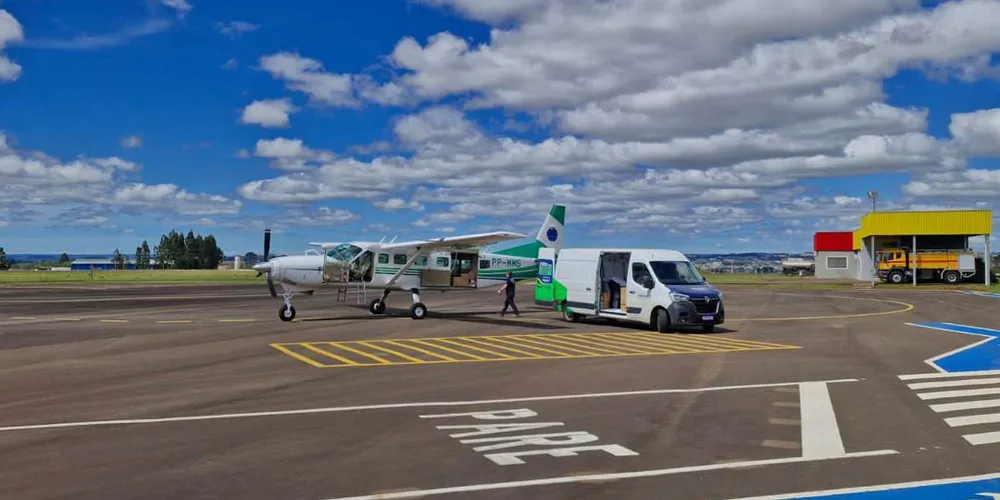 O envio foi feito por duas aeronaves do Governo do Estado até o aeroporto de Guarapuava