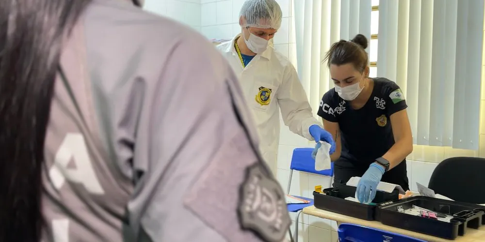 A utilização das bases de dados genéticos ainda tem permitido conexões entre crimes distintos e a identificação de autores