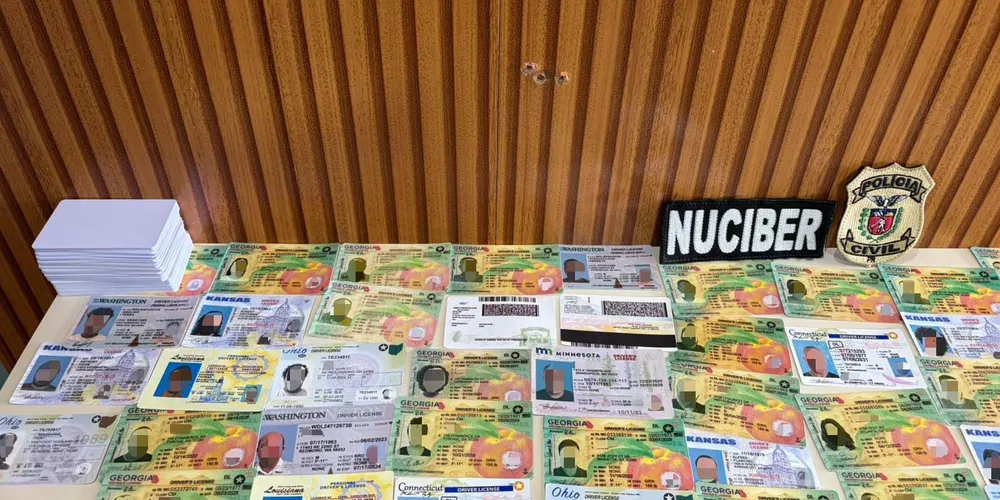 A ação aconteceu nesta segunda-feira (15), em Curitiba