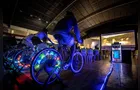 Cinema movido por energia de bicicletas estará pela primeira vez em Teixeira Soares