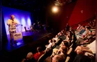 Péricles lota 'Auditório dos Operários' no Cine-Teatro Ópera em lançamento de livro