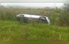 Veículo perde o controle e para as margens da BR-376 em Ponta Grossa