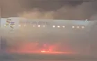 Avião é evacuado em aeroporto de Guarulhos após fogo em esteira de bagagens