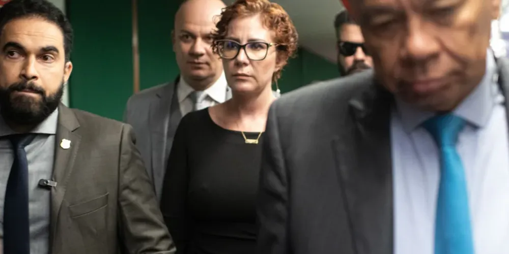 Zambelli deixou o Brasil em 3 de junho de 2025