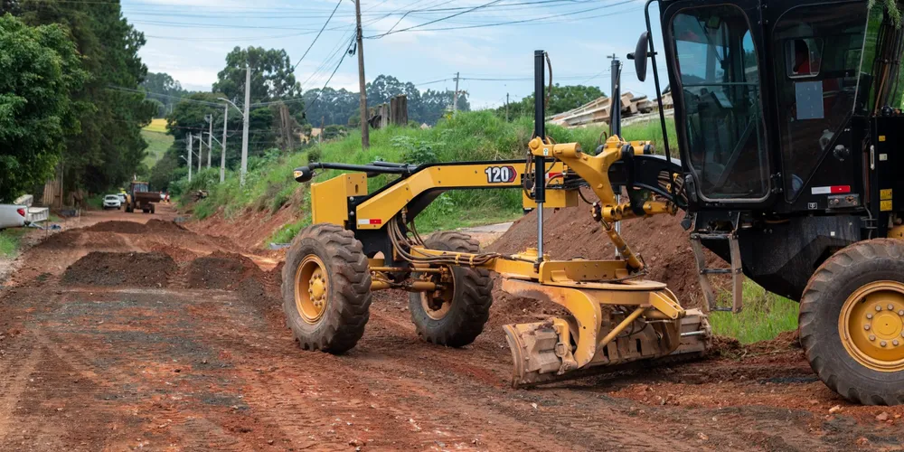 A empresa Hayar Transportes e Locações Ltda foi homologada vencedora da licitação para pavimentar a Estrada dos Alagados
