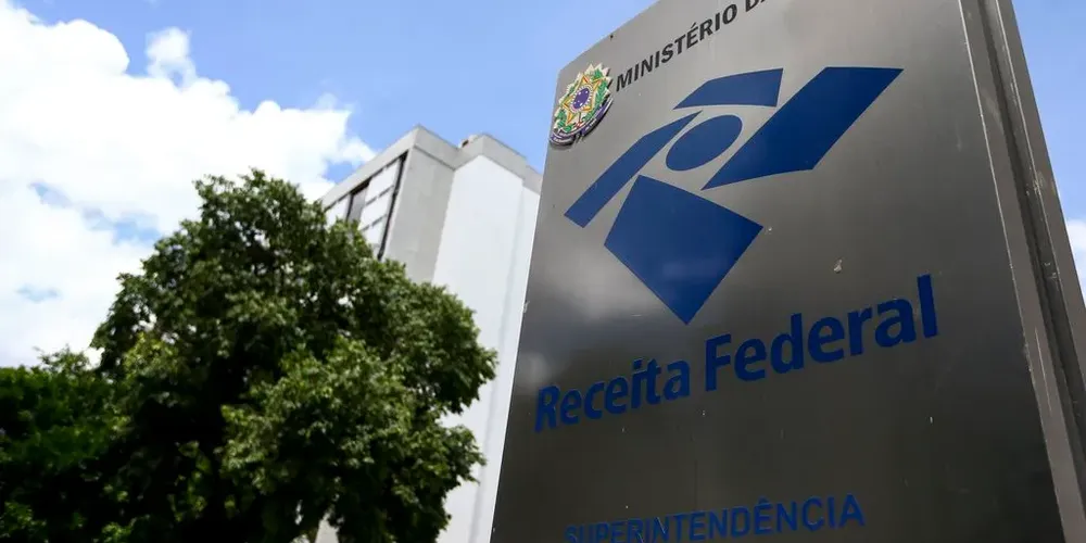 O valor total é 2,64% maior do que o registrado no mês de janeiro de 2025