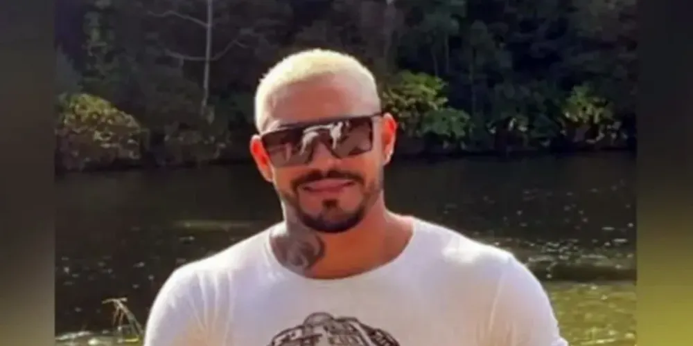 Jhon havia caído de um jet ski