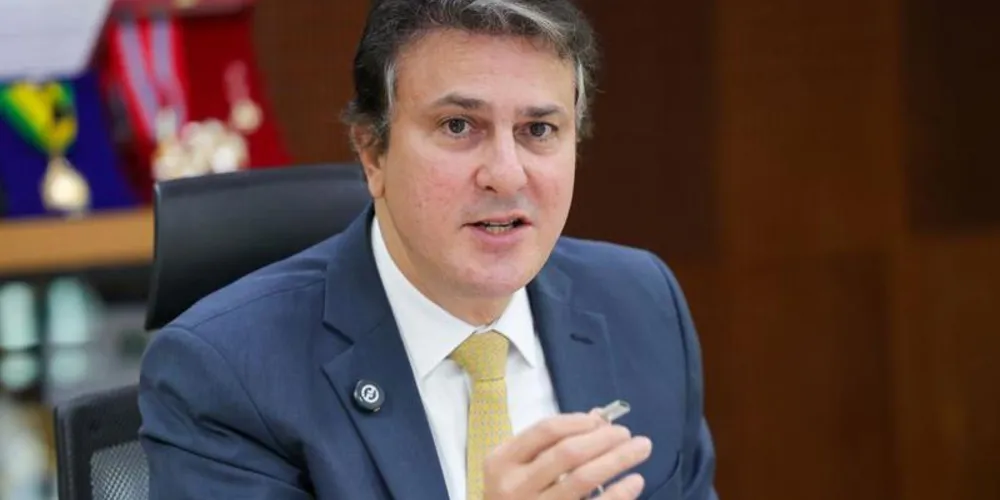 Anúncio foi feito em meio ao crescimento de Ciro Gomes como candidato ao governo cearense