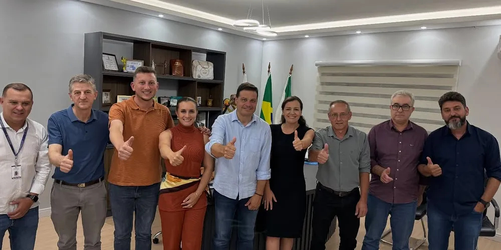 O anúncio foi realizado durante encontro entre o prefeito Leandro Jasinski, o secretário de Estado, Sandro Alex, e demais representantes da Administração Municipal