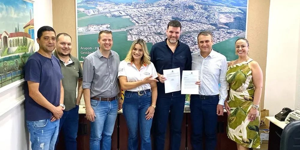 Lideranças estiveram reunidas no gabinete da Prefeitura Municipal de Arapoti