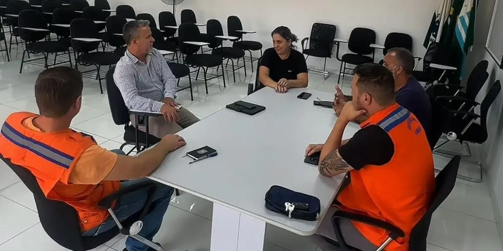 Lideranças educacionais e da Defesa Civil estiveram reunidas