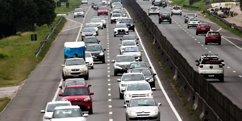 O número de pessoas abordadas chegou a 1.930, e 78 veículos foram recolhidos