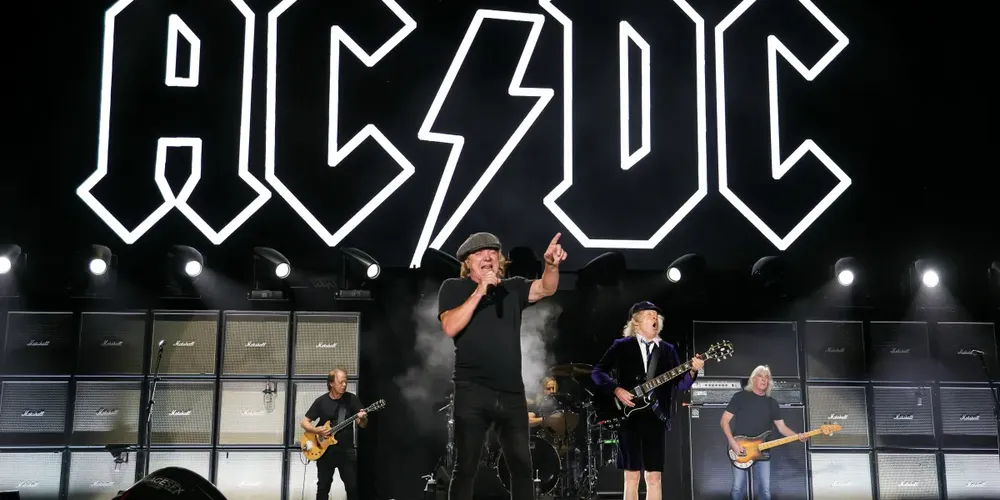 A banda de rock AC/DC durante apresentação na Califórnia, nos Estados Unidos, em 2023