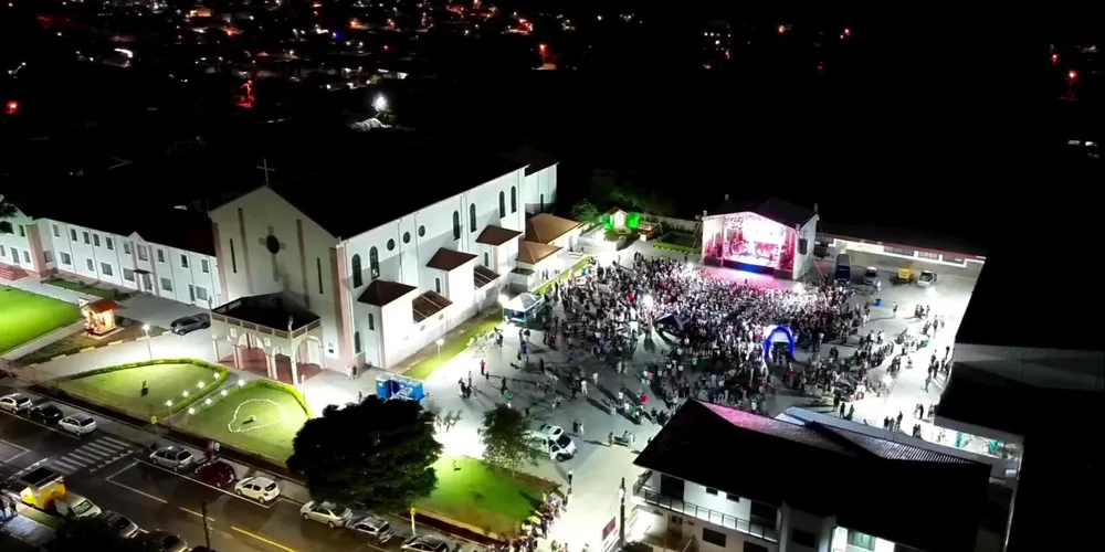 Show mobilizou centenas de fiéis no último sábado (31)