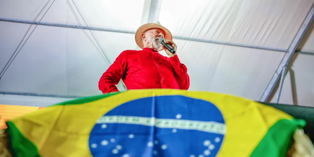 Presidente da República, Luiz Inácio Lula da Silva, durante a sessão de encerramento do 14.º Encontro Nacional do Movimento dos Trabalhadores Rurais Sem Terra (MST)