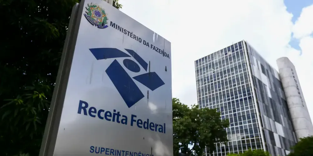 Em nota, a Receita afirmou que não tolera desvios, especialmente relacionados ao sigilo fiscal,