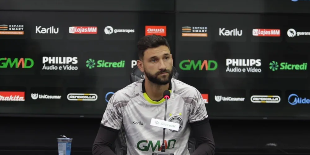 Gabriel Boschilia participou de entrevista coletiva neste sábado (17)