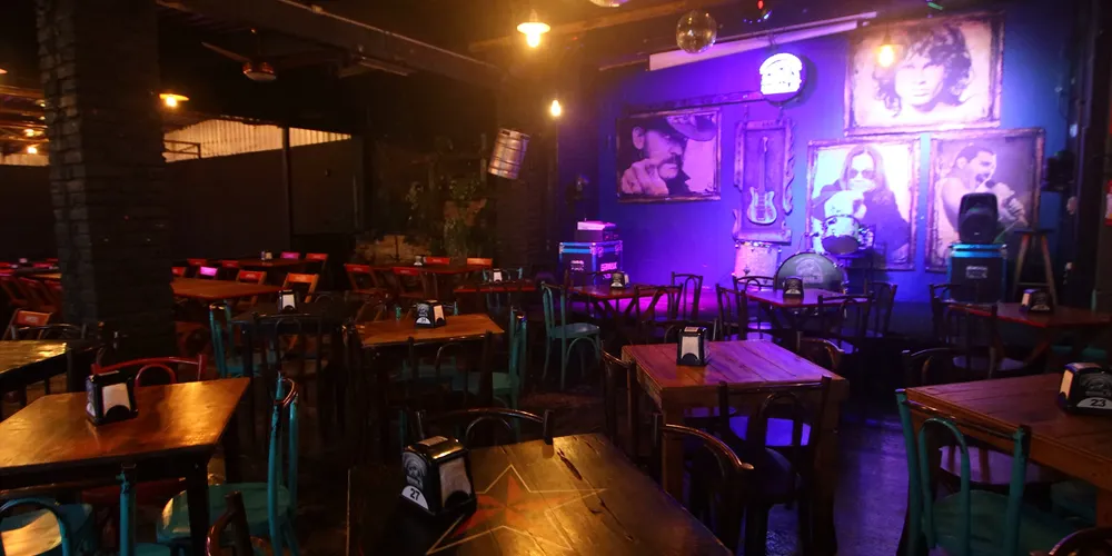 Ambiente alia a boa gastronomia com cultura e arte