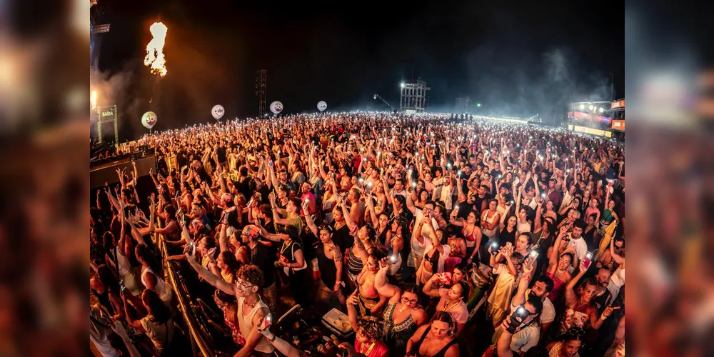 Com um recorde estimado em 338 mil pessoas que acompanharam o DJ Alok, em Matinhos, o público teve uma experiência com sensação de proteção