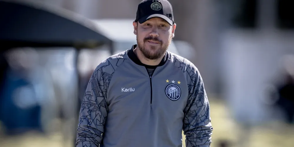 Thiago Schumacher é o atual treinador do Sub-20 do Fantasma