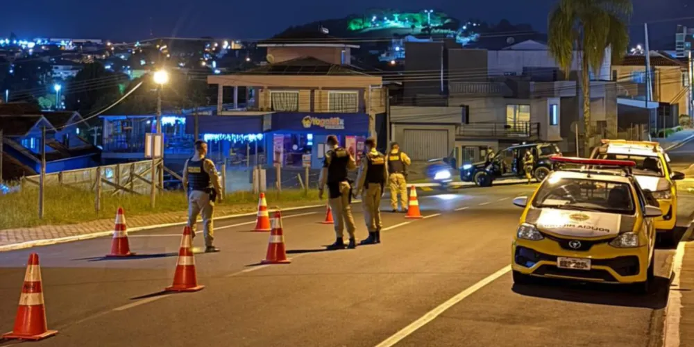 A ação teve caráter preventivo e educativo, com o objetivo de reforçar a segurança viária