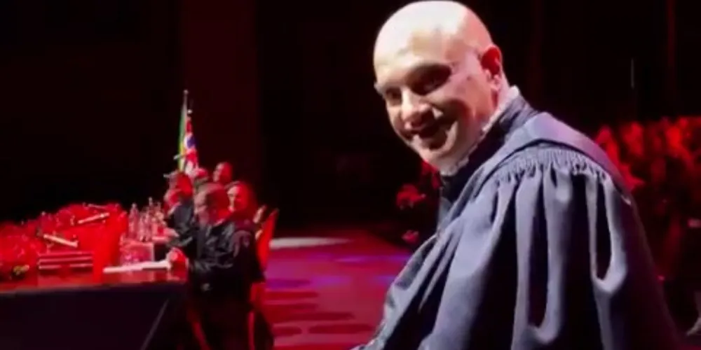 Moraes disse "ter feito o que tinha que fazer" em cerimônia