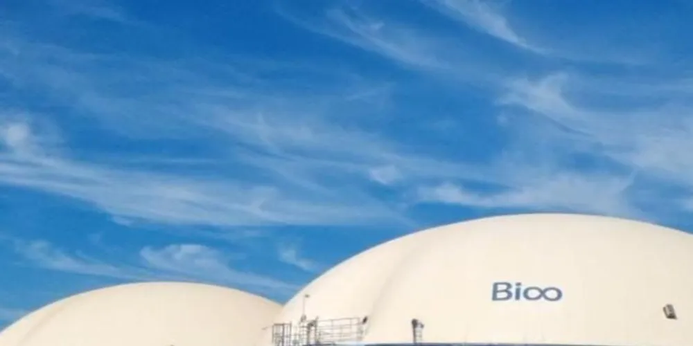 Produzido com resíduos orgânicos da agroindústria, o gás natural renovável será distribuído por caminhões