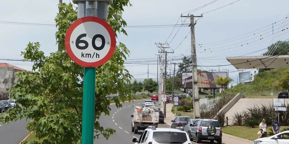 Imagem ilustrativa da imagem Sistema viário de Ponta Grossa tem 120 pontos de controle de velocidade