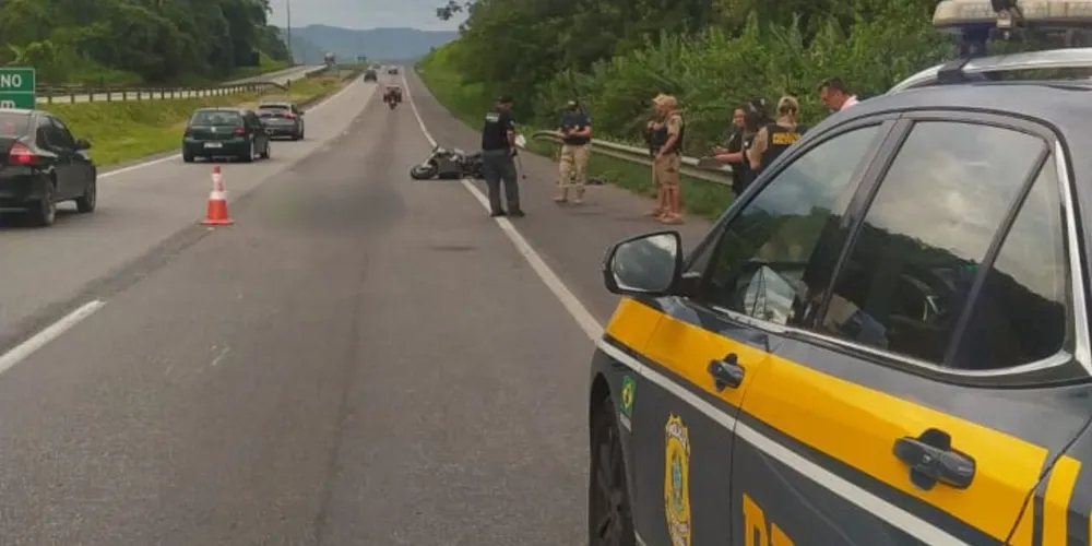 Após o atendimento, a via foi liberada com cerca de 6 km de fila