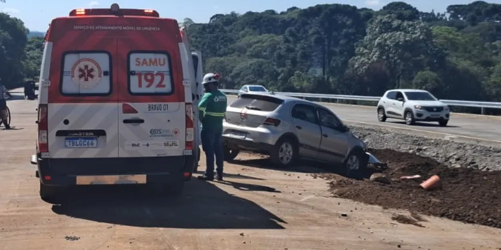 Veículo e condutor em situação regular, sendo o veículo entregue ao proprietário